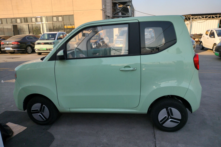 凌宝汽车 凌宝uni 2025款 微甜版 11.52kWh车身外观4