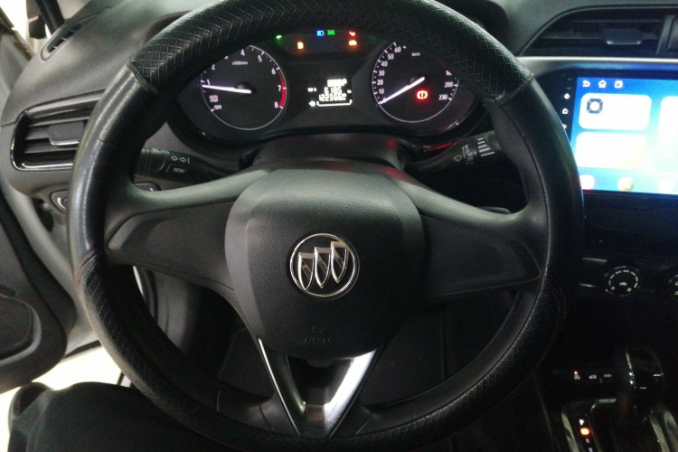 别克 凯越 2018款 15N CVT精英型局部细节13