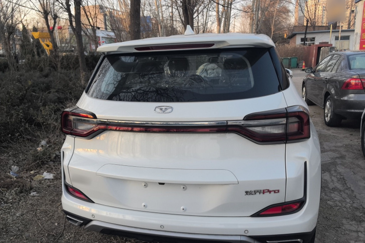 凯翼 炫界Pro 2021款 1.5T CVT劲尊版车身外观6