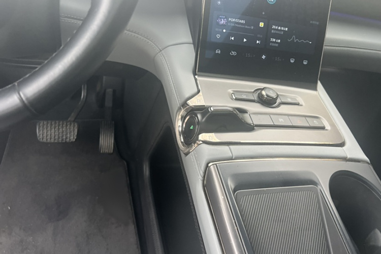 蔚来ES6 2020款 455KM 运动版局部细节18