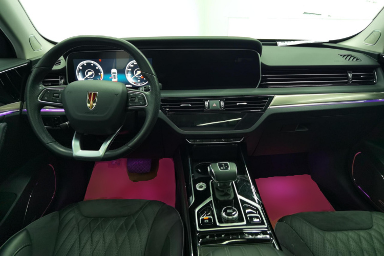 红旗HS5 2022款 改款 2.0T 智联旗享版中控内饰12