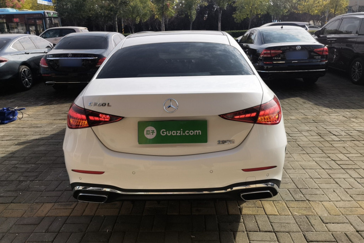 奔驰C级 2022款 改款 C 200 L 运动版车身外观6