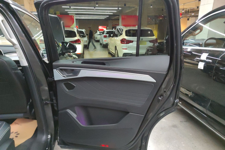 大众 揽境 2023款 改款 380TSI 四驱豪华佳境版Pro 6座中控内饰7006