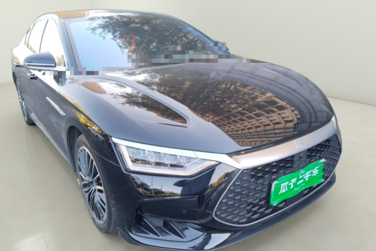 比亚迪 汉 2022款 DM-i 121KM 尊荣型车身外观3