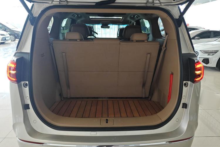 别克GL8 2020款 ES陆尊 653T 尊享型中控内饰23