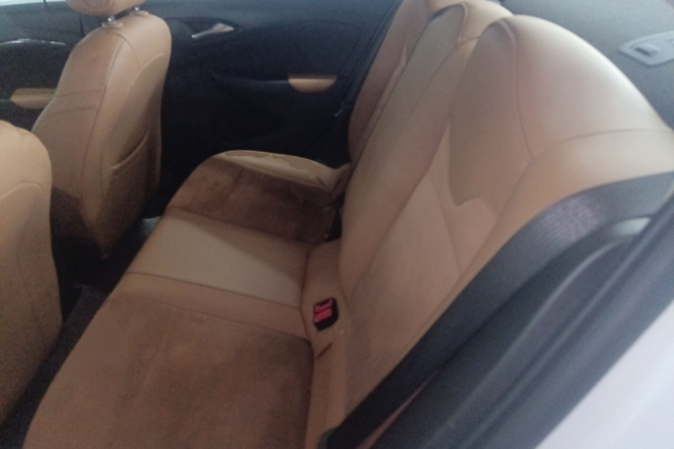 别克 凯越 2018款 15N CVT豪华型中控内饰7004