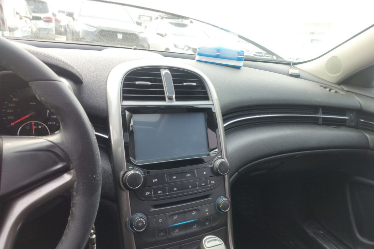 雪佛兰 迈锐宝 2013款 1.6T 自动舒适版中控内饰12