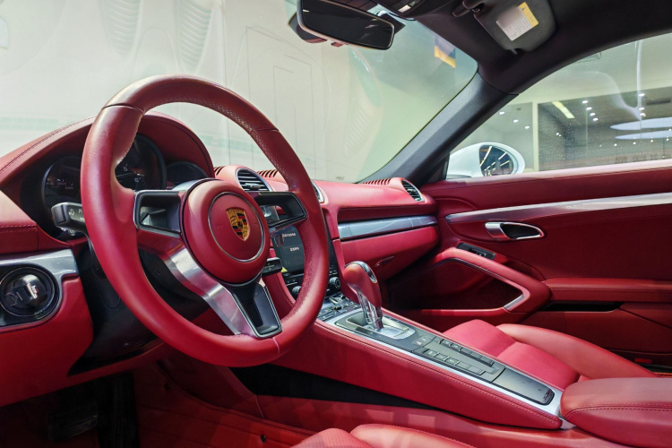 保时捷718 2018款 Cayman 2.0T中控内饰7001