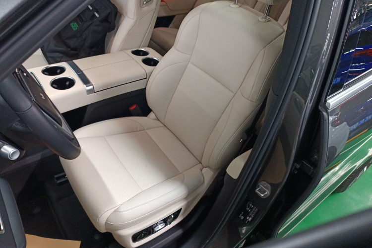 理想汽车 理想L9 2023款 Pro局部细节19