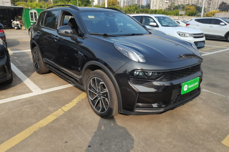 领克01 2023款 1.5TD EM-F PM车身外观3