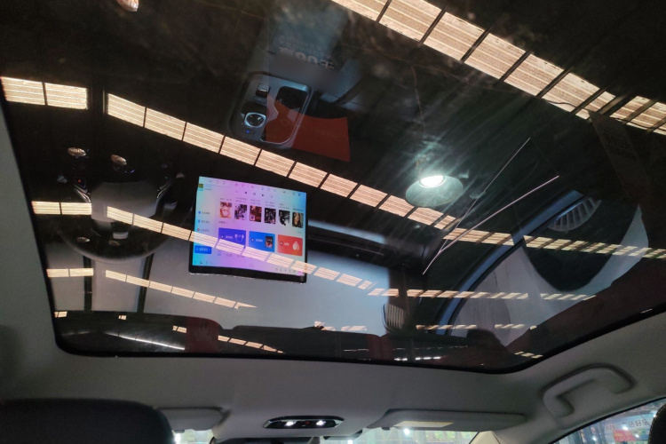 丰田bZ5 2025款 550 PRO智行版中控内饰22