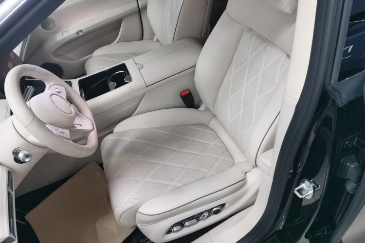 鸿蒙智行 享界S9 2025款 增程 Ultra局部细节19