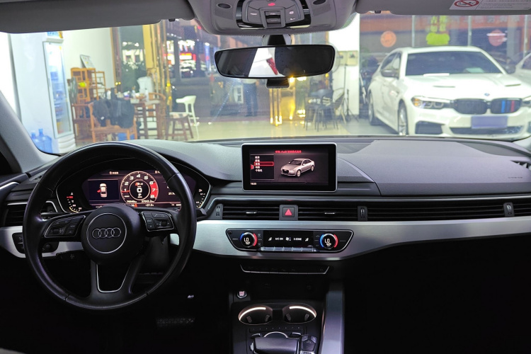 奥迪A4L 2019款 40 TFSI 时尚型 国VI中控内饰7002