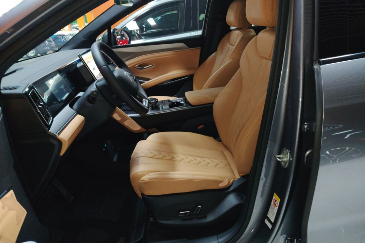 比亚迪 宋L DM-i 2024款 112km 超越型中控内饰19