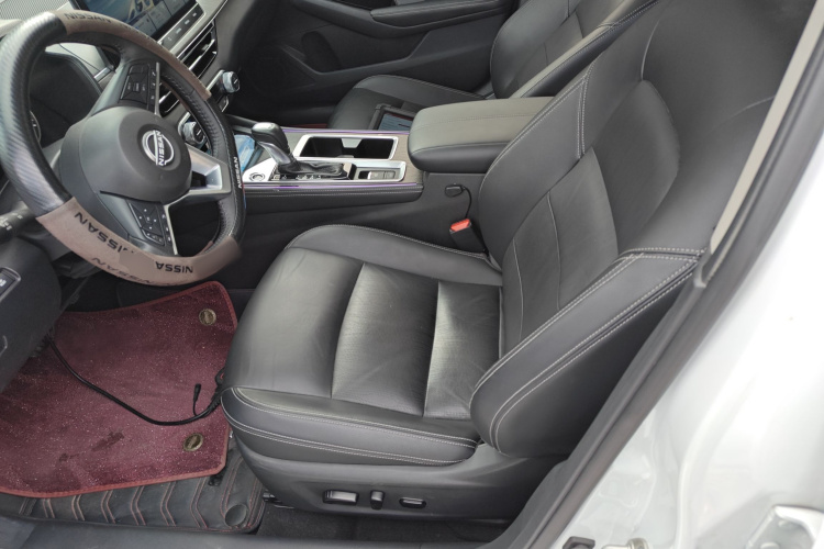 日产 天籁 2022款 2.0L XL-TLS 悦享版中控内饰19