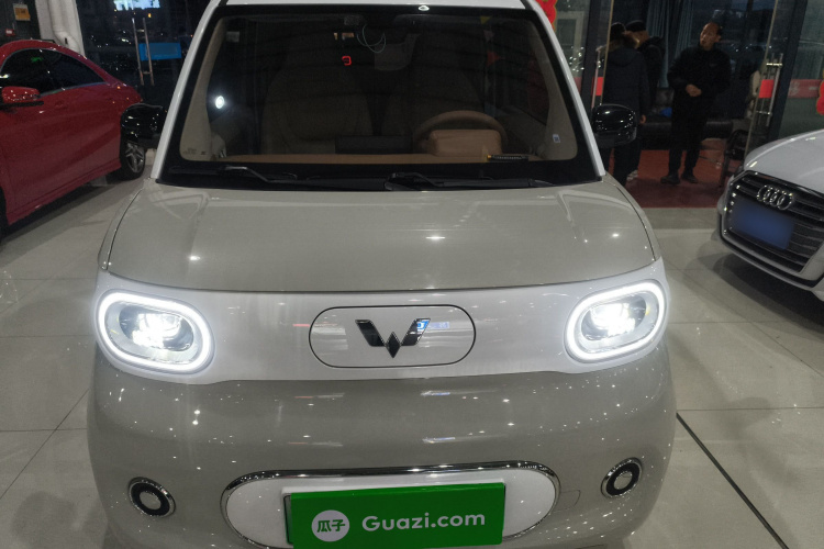 五菱汽车 宏光MINIEV 2024款 第三代 215km 进阶版车身外观2