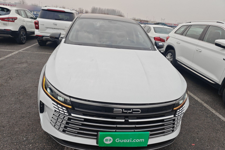 比亚迪 驱逐舰05 2023款 冠军版 DM-i 120KM 尊贵型车身外观2