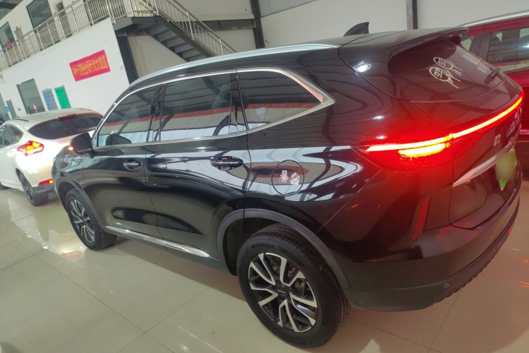 哈弗H6 2021款 第三代 1.5T 自动两驱Max车身外观4