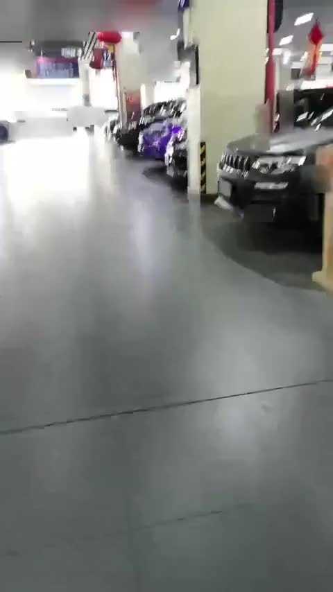 理想汽车 理想ONE 2021款 增程6座版讲解1