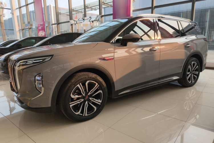 红旗HS7 2023款 2.0T 自动四驱旗领版 七座车身外观4