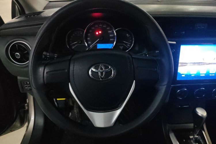 丰田 卡罗拉 2017款 改款 1.2T S-CVT GL局部细节13