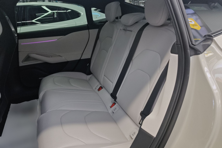 小米汽车 小米SU7 2024款 后驱超长续航高阶智驾Pro版中控内饰21