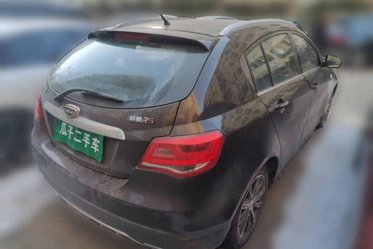 吉利汽车 帝豪 2016款 两厢RS 1.5L CVT向上版车身外观6005