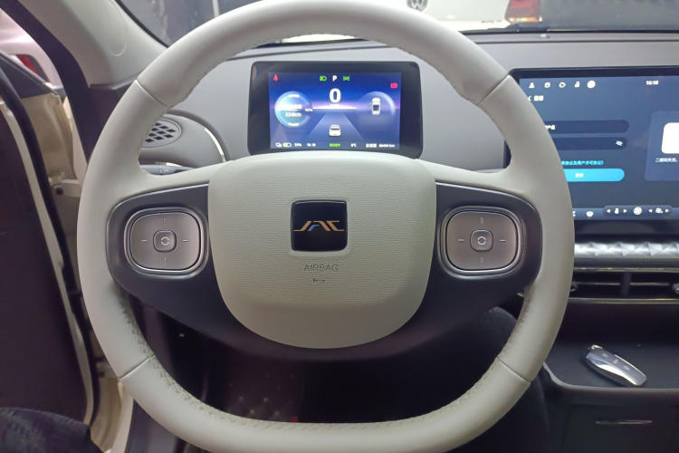 江淮钇为 钇为3 2023款 405km Air局部细节13