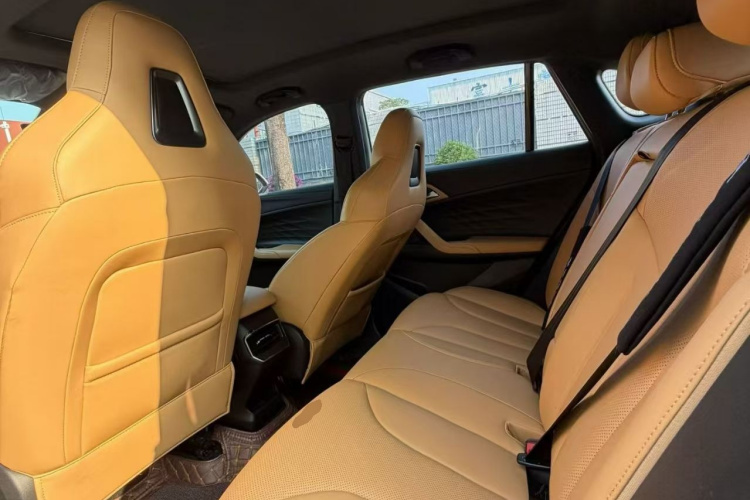 荣威RX5新能源 2023款 eRX5 超混舒享版中控内饰21