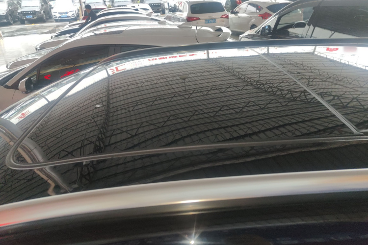 红旗HS3 2023款 1.5T 两驱善为版局部细节57