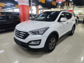 现代 胜达 2015款 2.0T 自动两驱智能型 5座