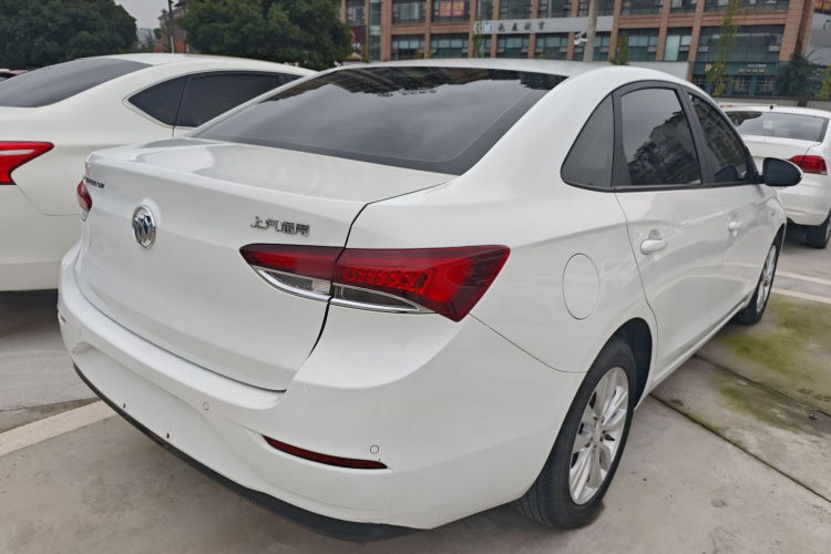 别克 英朗 2021款 改款 典范 1.5L 自动精英型车身外观7