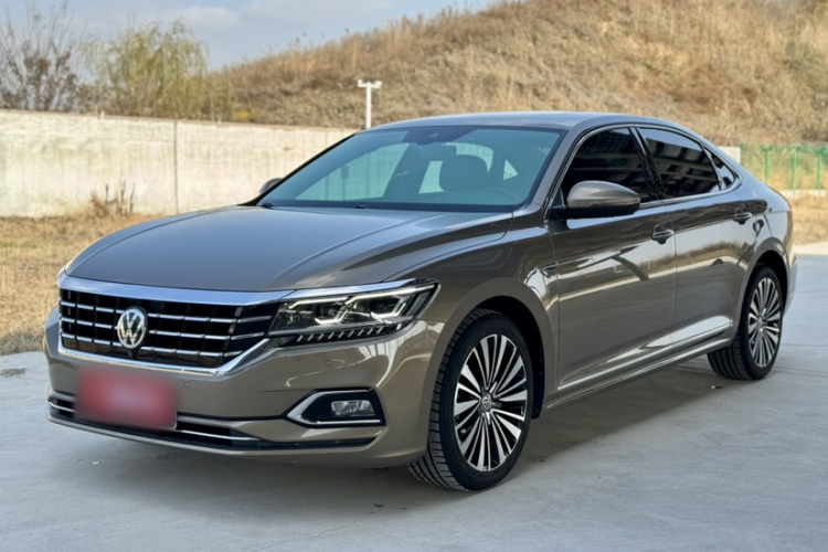 大众 帕萨特 2019款 380TSI 尊贵版 国VI车身外观6008