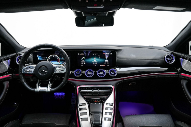 奔驰 2020款 AMG GT 50 四门跑车中控内饰7001