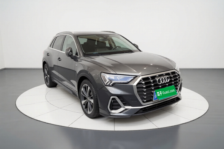奥迪Q3 2022款 35 TFSI 时尚动感型车身外观3