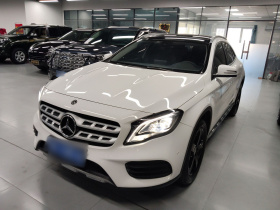 奔驰GLA 2019款 GLA 200 时尚型