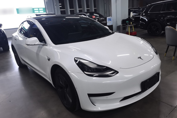 特斯拉 Model 3 2020款 改款 标准续航后驱升级版车身外观3