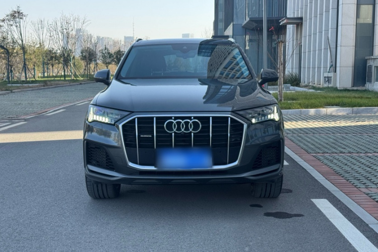 奥迪Q7 2021款 55 TFSI quattro S line运动型车身外观6001