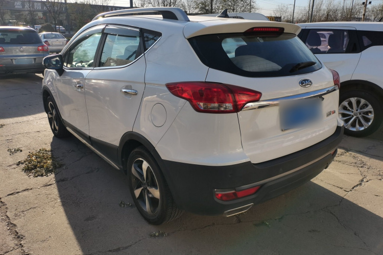 江汽集团 瑞风S3 2017款 1.5L 手动豪华型车身外观4