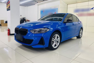 宝马1系 2021款 120i M运动曜夜版