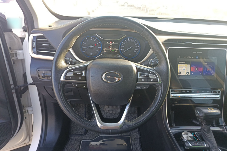 广汽传祺 传祺GS5 2019款 235T 自动精英版中控内饰13