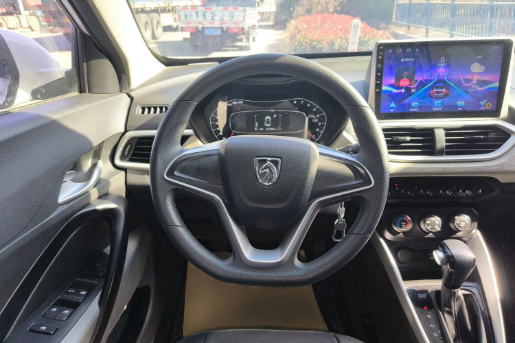 宝骏510 2019款 1.5L CVT劲享型 国VI中控内饰13