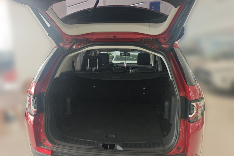 路虎 发现神行 2017款 2.0T SE中控内饰23