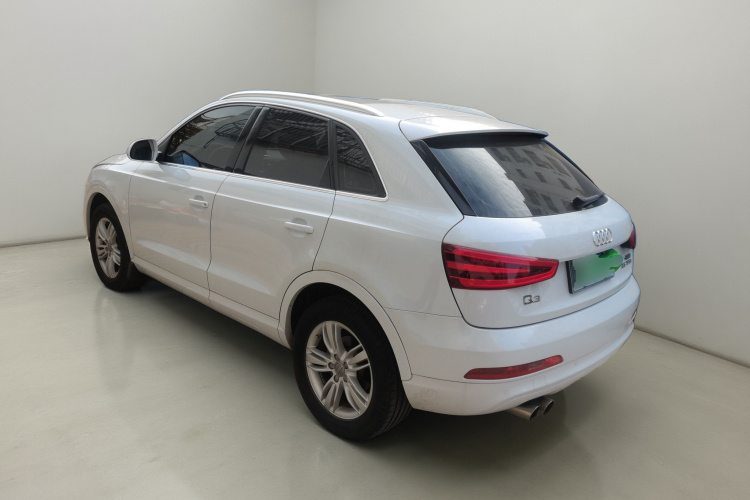 奥迪Q3 2013款 35 TFSI 舒适型车身外观5