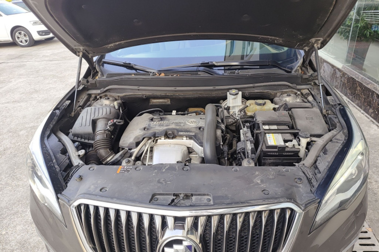 别克 昂科威 2014款 28T 四驱精英型机舱底盘24