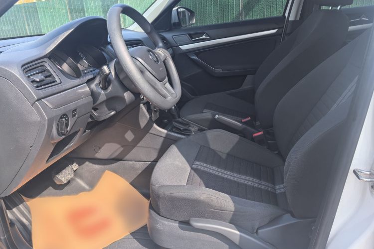 大众 2019款 朗逸启航 1.5L 自动风尚版 国VI中控内饰7001