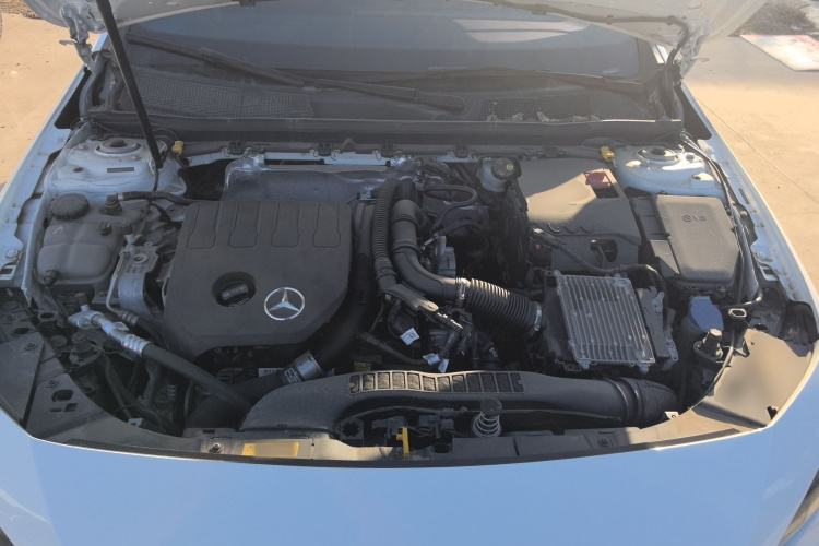 奔驰A级 2024款 A 200 L 时尚型机舱底盘24