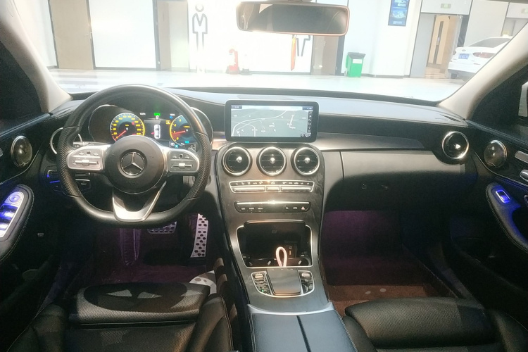 奔驰C级 2020款 改款 C 260 L 运动版中控内饰7002