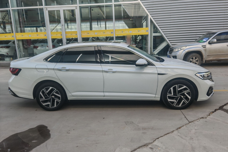 大众 速腾 2023款 300TSI DSG超越版车身外观6002