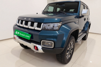北京越野 北京BJ40 2020款 2.0T 自动四驱城市猎人版至尊型